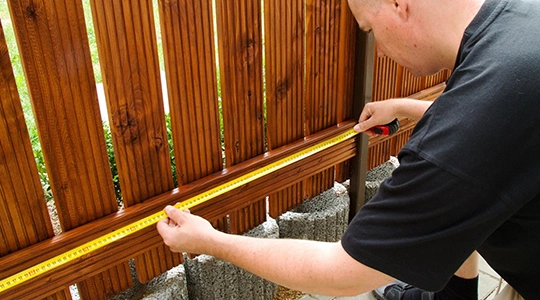 Efficient Fence Installation & Repair